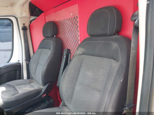 3C6TRVAG3JE155458 RAM Promaster 1500 Low Roof 136 Wb