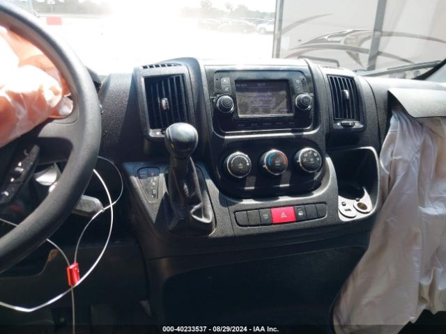 3C6TRVAG3JE155458 RAM Promaster 1500 Low Roof 136 Wb