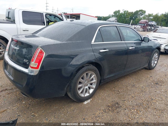 Chrysler 300C 2014 2C3CCAET0EH230965 Image 4