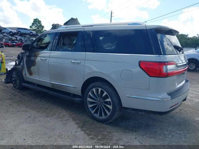 2019 LINCOLN NAVIGATOR L 5LMJJ3HT7KEL12946 Photo 2