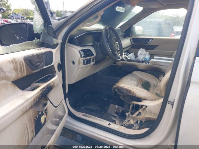 2019 LINCOLN NAVIGATOR L 5LMJJ3HT7KEL12946 Photo 4