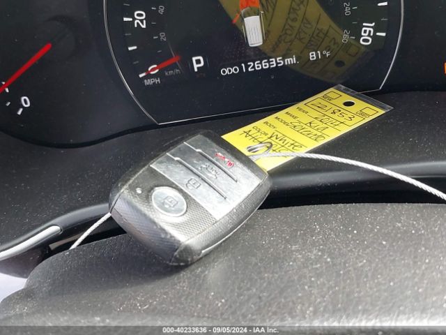 5XYKT3A64EG445749 KIA SORENTO LX