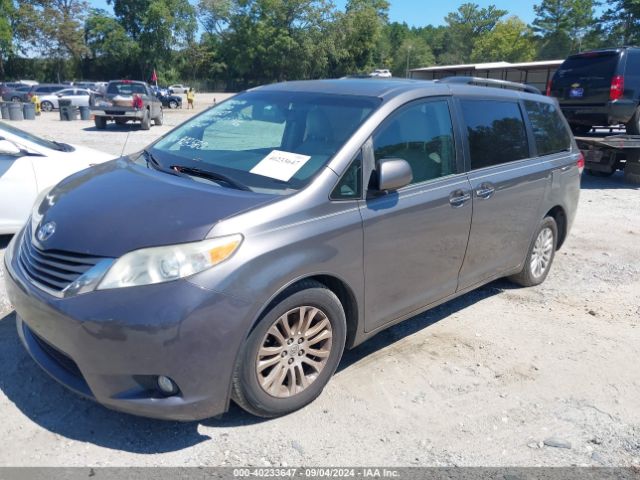 5TDYK3DC7ES418580 Toyota Sienna Xle V6 8 Passenger