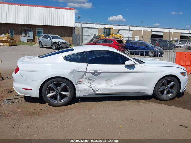 Ford Mustang V6 2016 1FA6P8AM5G5246213 Image 13