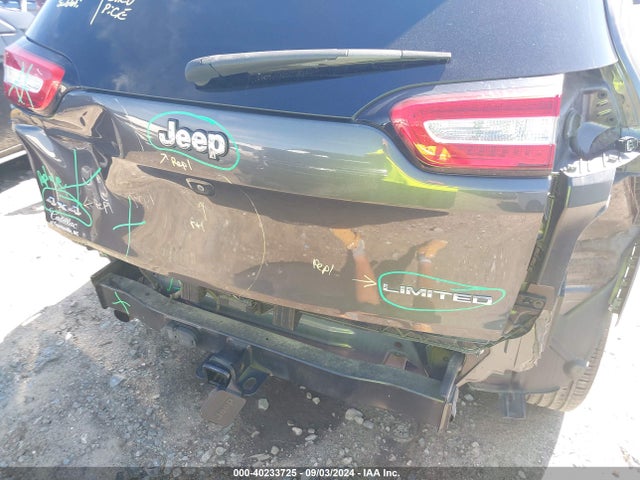 1C4PJMDS0HW605630 Jeep Cherokee Limited 4x4