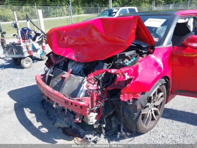 JTKJF5C70GJ016690 Scion TC