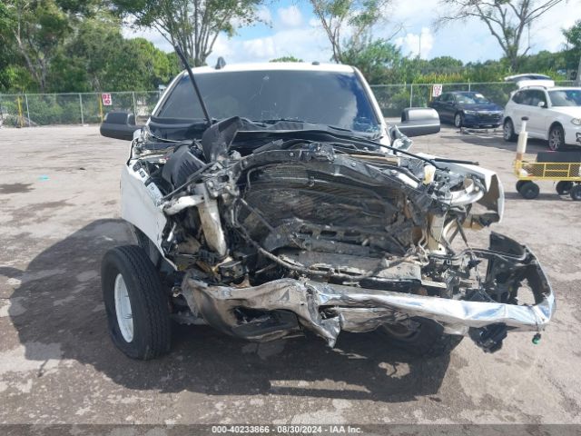 3C6UR5DL5KG598035 RAM 2500 Big Horn  4x4 6'4 Box