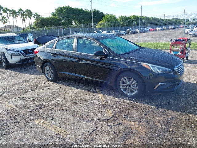 Hyundai SONATA SE 2015 5NPE24AF2FH150262 Image 1