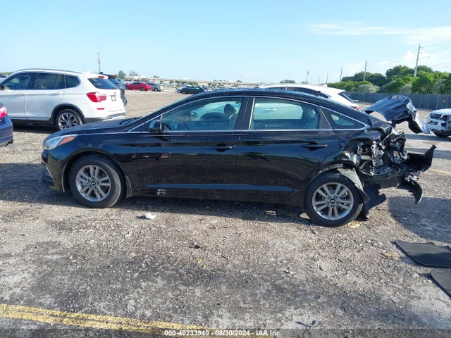 Hyundai SONATA SE 2015 5NPE24AF2FH150262 Image 14