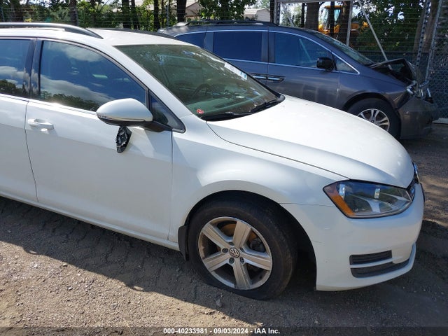 3VWCA7AU3FM514514 Volkswagen Golf Sportwagen Tdi S 4-door
