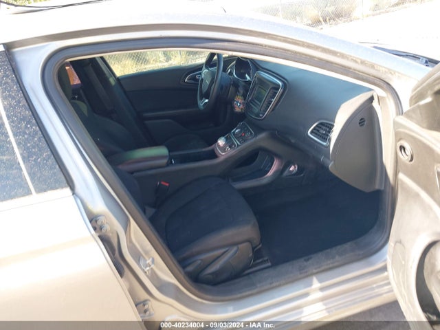 1C3CCCAB6GN134339 Chrysler 200 Limited