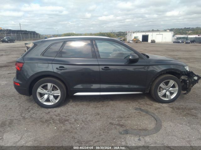WA1ANAFY5J2213793 Audi Q5 2.0t Premium/2.0t Tech Premium