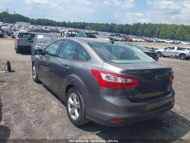 Ford FOCUS SE 2014 1FADP3F27EL152585 Image 3