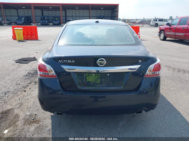 Nissan Altima 2.5 S 2015 1N4AL3AP7FC169244 Image 16