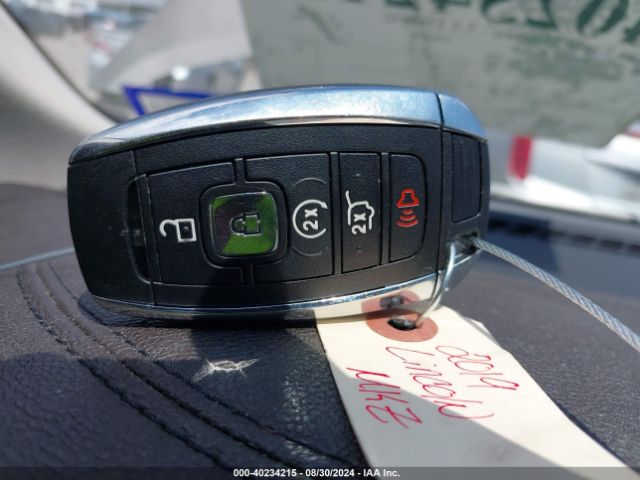 5LMCJ2C92KUL51139 Lincoln MKC SELECT