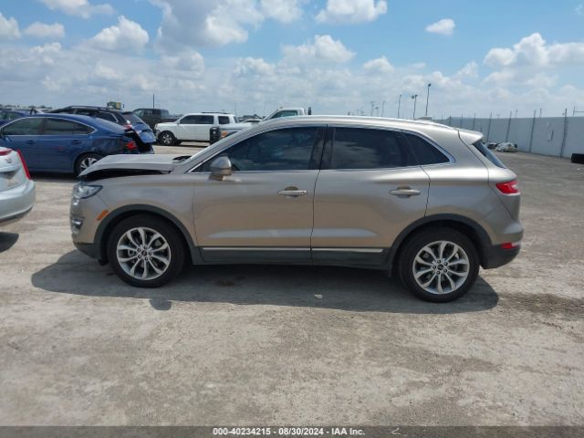 5LMCJ2C92KUL51139 Lincoln MKC SELECT