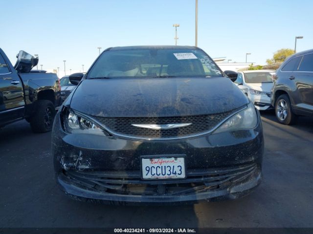 2C4RC1DG7HR663885 Chrysler Pacifica Touring