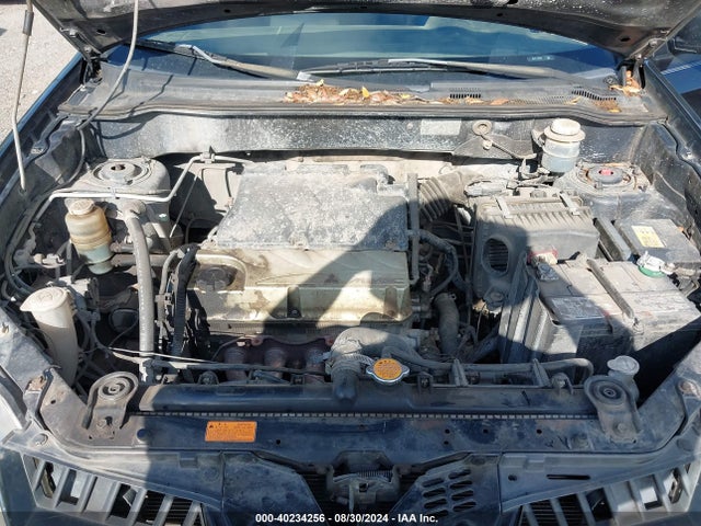 2005 MITSUBISHI OUTLANDER JA4LZ31F05U022081 Photo 9