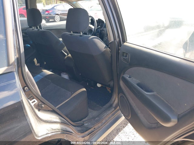 2005 MITSUBISHI OUTLANDER JA4LZ31F05U022081 Photo 7