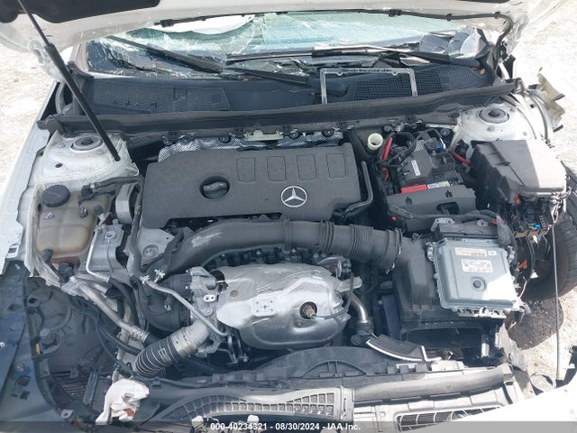 WDD5J4GB9LN037868 Mercedes-Benz CLA 250