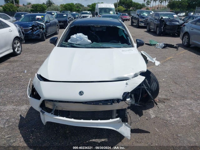 WDD5J4GB9LN037868 Mercedes-Benz CLA 250