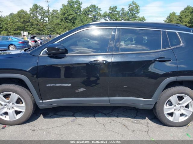 3C4NJDBB8NT105422 Jeep Compass Latitude 4x4
