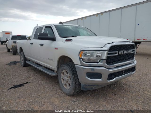 3C6UR5HJ2KG551411 RAM 2500 Tradesman  4x4 8' Box