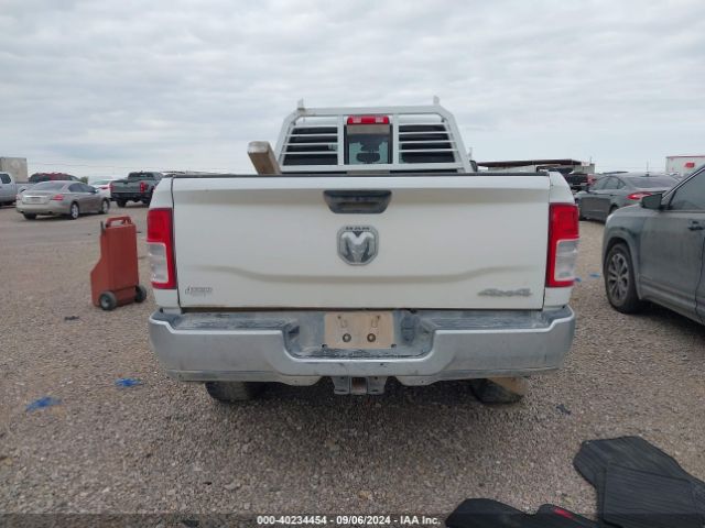 3C6UR5HJ2KG551411 RAM 2500 Tradesman  4x4 8' Box