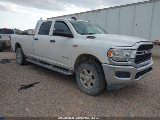 3C6UR5HJ2KG551411 RAM 2500 Tradesman  4x4 8' Box