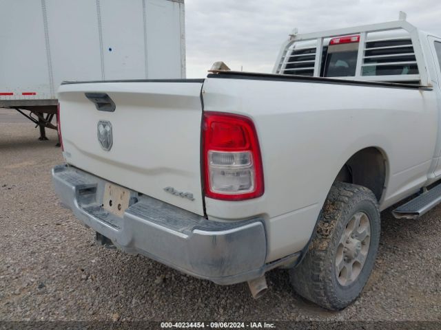 3C6UR5HJ2KG551411 RAM 2500 Tradesman  4x4 8' Box