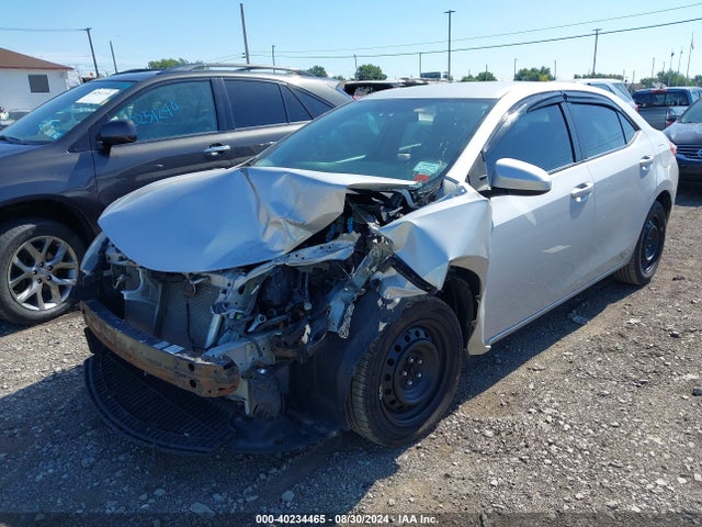 Toyota COROLLA LE 2015 2T1BURHE3FC267228 Image 2