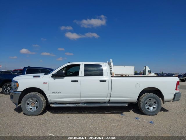 3C6UR5HJ0KG551407 RAM 2500 Tradesman  4x4 8' Box