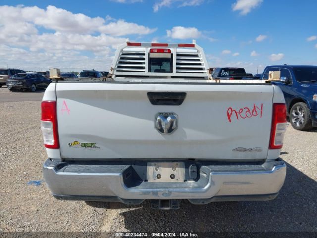 3C6UR5HJ0KG551407 RAM 2500 Tradesman  4x4 8' Box