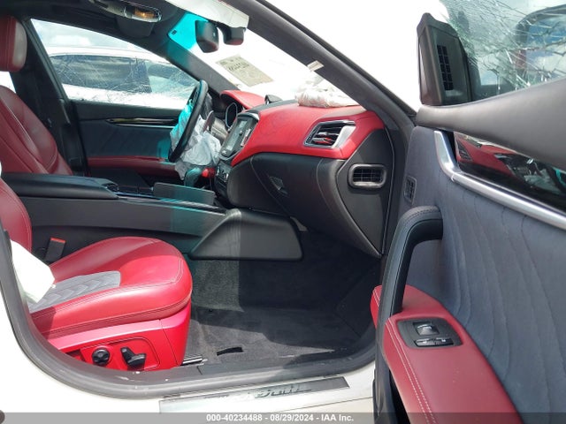 ZAM57RSA1G1190712 Maserati GHIBLI S