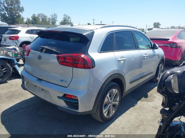 KNDCC3LG0L5081376 KIA Niro Ev Ex