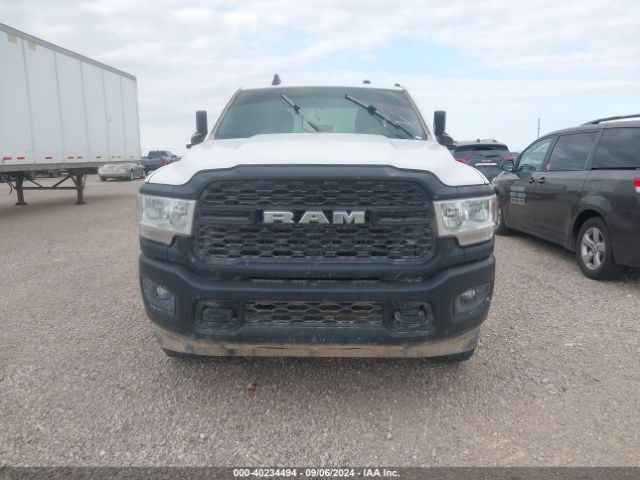 3C7WR5HJ9LG118366 RAM 2500 Tradesman  4x4 8' Box
