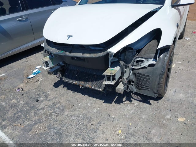 2021 TESLA MODEL Y 5YJYGDEE1MF097792 Photo 5