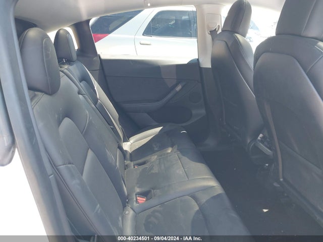 2021 TESLA MODEL Y 5YJYGDEE1MF097792 Photo 7