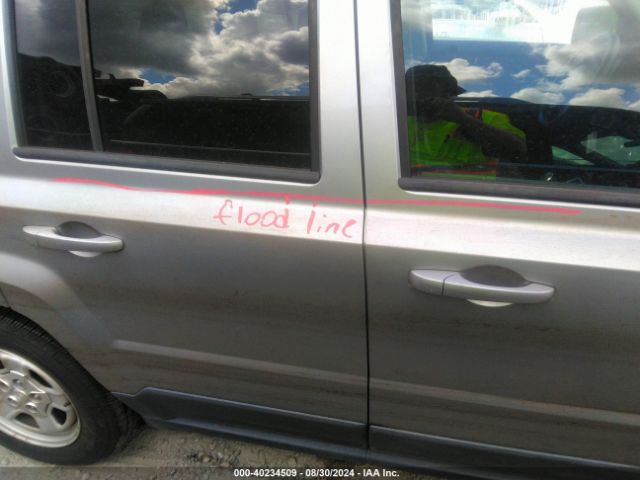 1C4NJPBA4GD811093 Jeep Patriot Sport