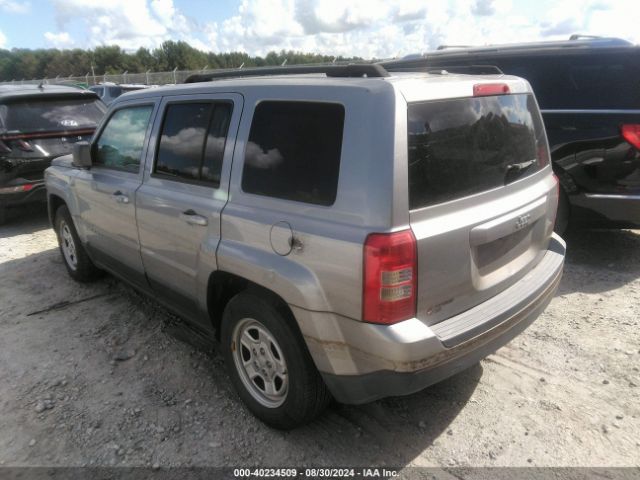 1C4NJPBA4GD811093 Jeep Patriot Sport
