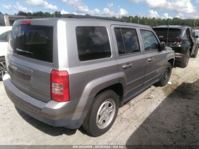 1C4NJPBA4GD811093 Jeep Patriot Sport
