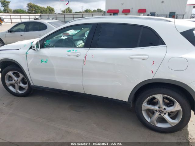 WDCTG4EB9KU014303 Mercedes-Benz GLA 250