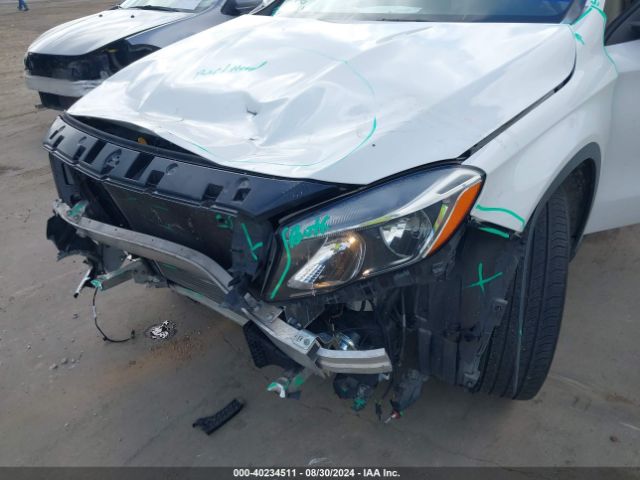 WDCTG4EB9KU014303 Mercedes-Benz GLA 250