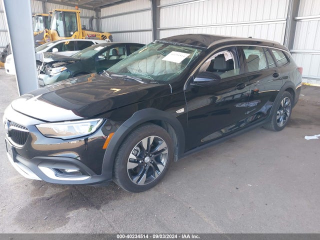 W04GV8SX9J1135489 Buick Regal Tourx Essence