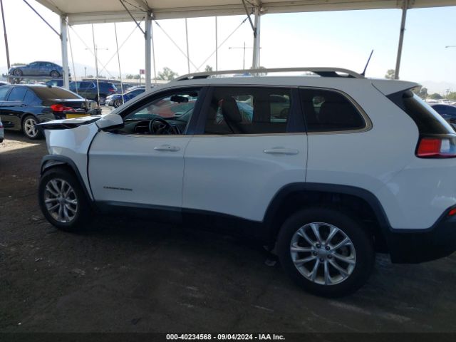 1C4PJLCB4KD439563 Jeep Cherokee Latitude Fwd