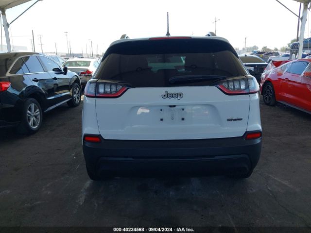 1C4PJLCB4KD439563 Jeep Cherokee Latitude Fwd