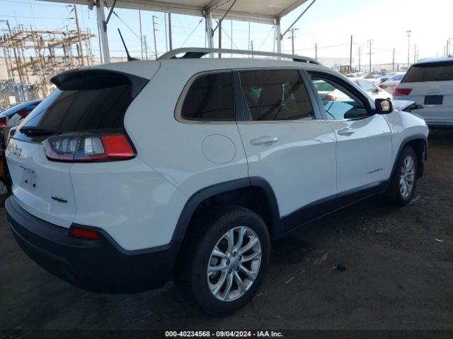 1C4PJLCB4KD439563 Jeep Cherokee Latitude Fwd