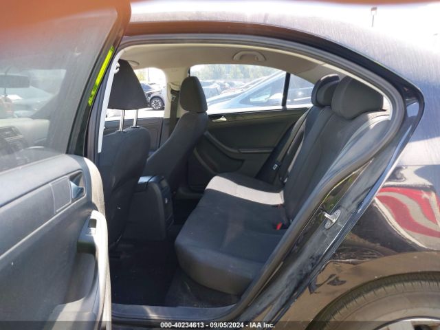 3VW267AJ8GM213404 Volkswagen Jetta 1.4t S