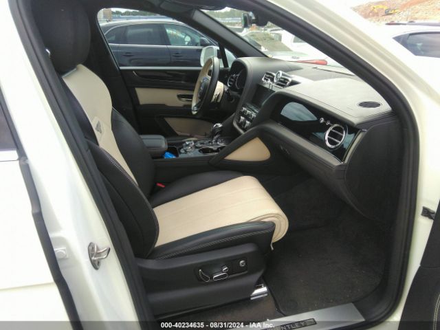 2022 BENTLEY BENTAYGA SJAAM2ZV8NC017235 Photo 4
