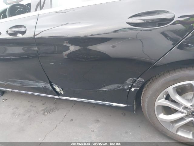 55SWF4JB0HU215390 Mercedes-Benz C 300 Luxury/sport